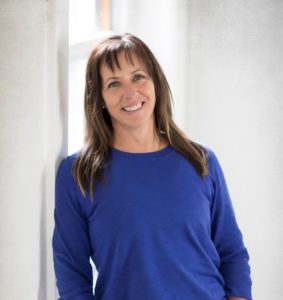 ANGELA FORD